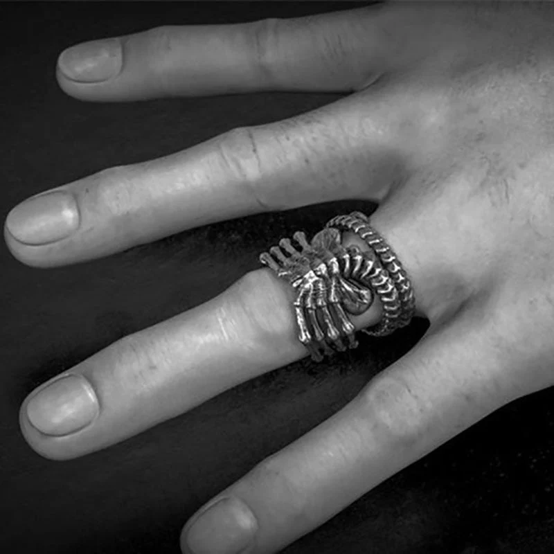 Alien Facehugger Ring - Image 12