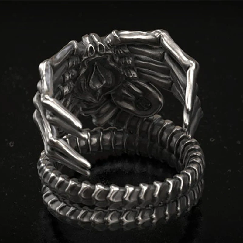 Alien Facehugger Ring - Image 5