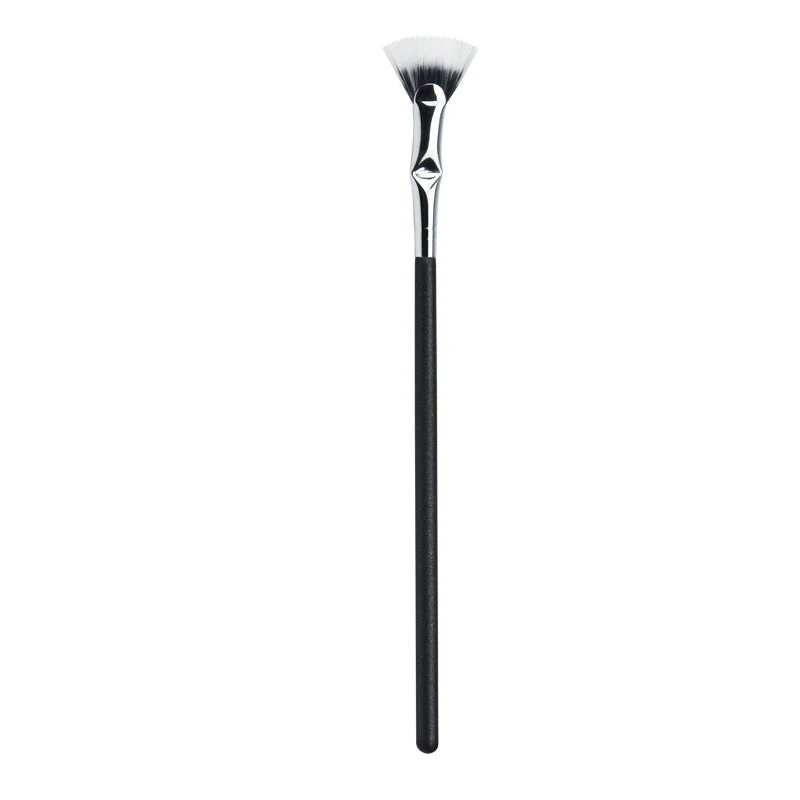 Angled Fan-shaped Eyelash Brush - Image 11