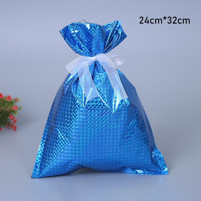 Christmas Gift Bags - Image 10