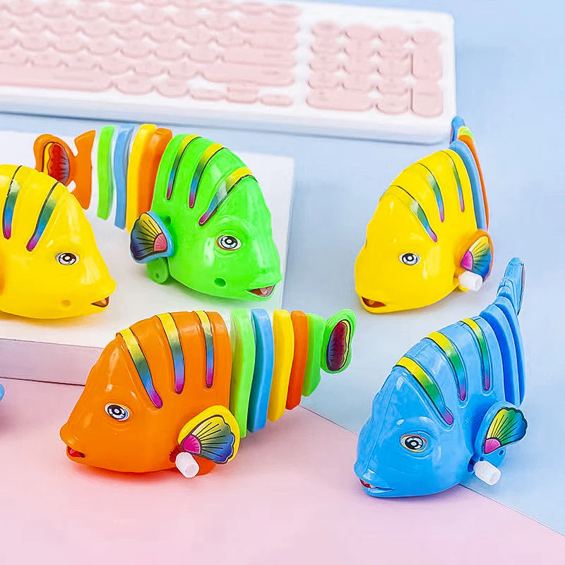 Clockwork Swinging Cartoon Fish Toys - Image 2