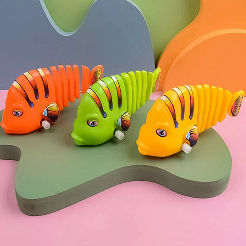Clockwork Swinging Cartoon Fish Toys - Image 8