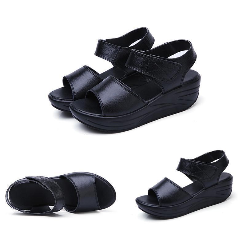 Comfortable Platform Wedge Sandal With Style - Image 3