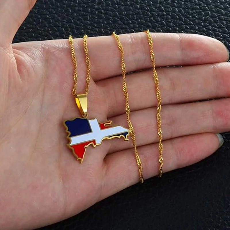 Creative map and flag necklace - Image 11