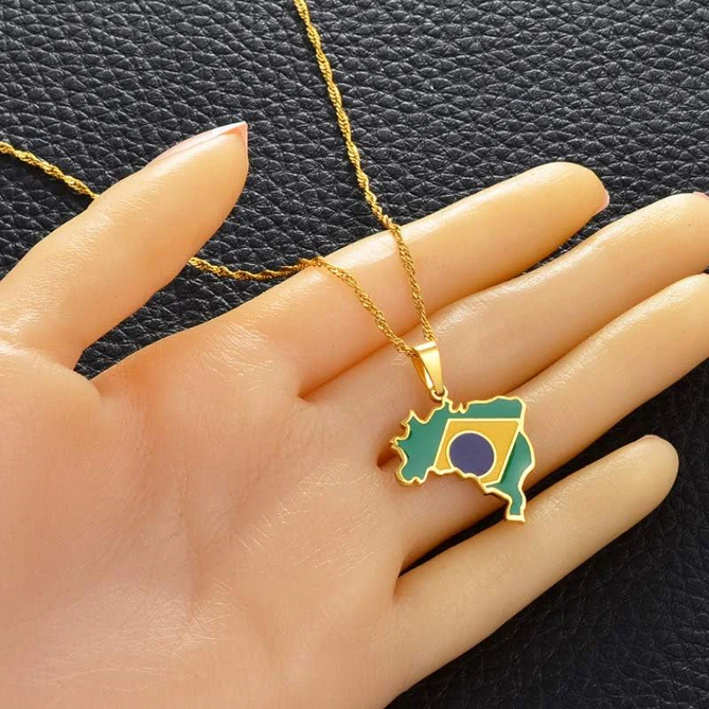 Creative map and flag necklace - Image 3