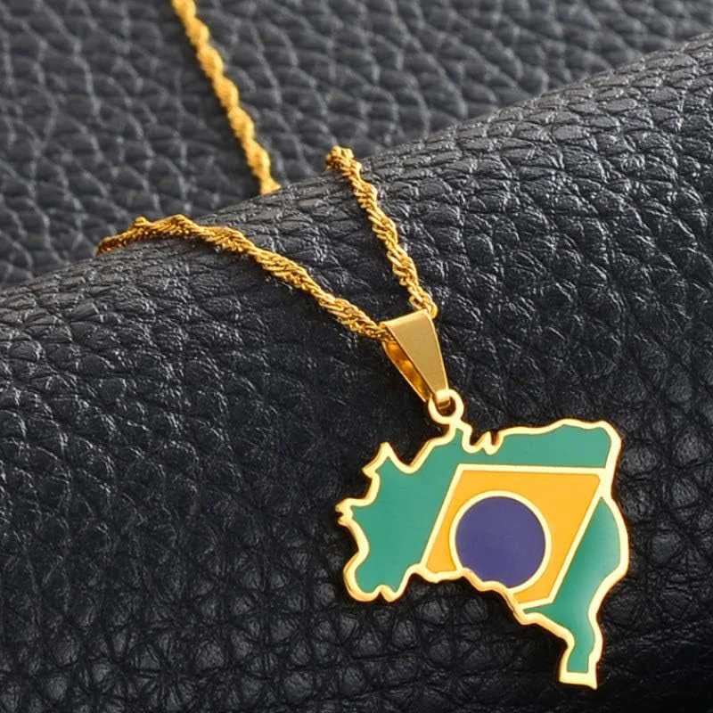 Creative map and flag necklace - Image 5