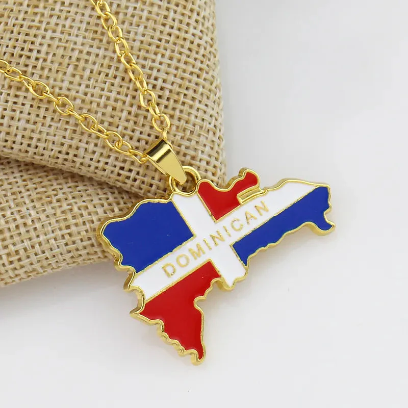 Creative map and flag necklace - Image 7