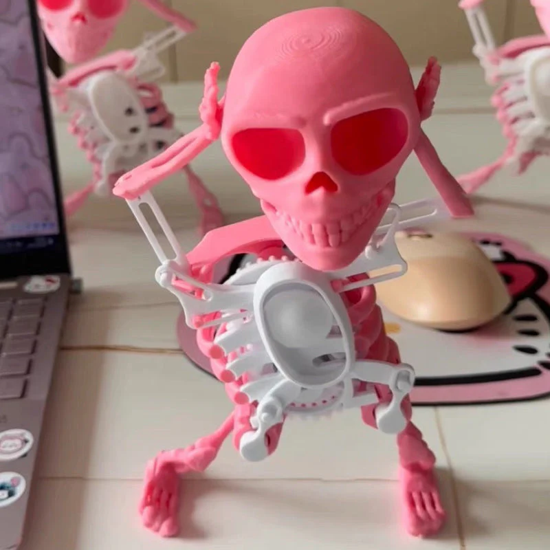 Dancing and Swinging 3D Skull Toy - Image 5
