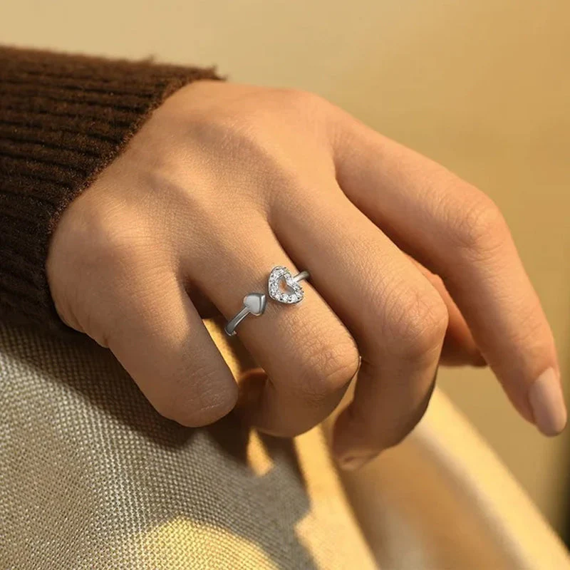 Double Heart Cutout Ring - Image 4