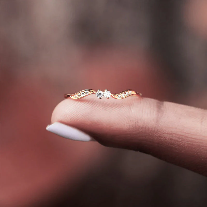 Double Stone Wavy Ring - Image 3