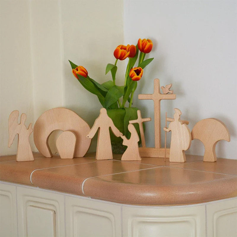 Easter Scene Wooden Decoration - Image 7