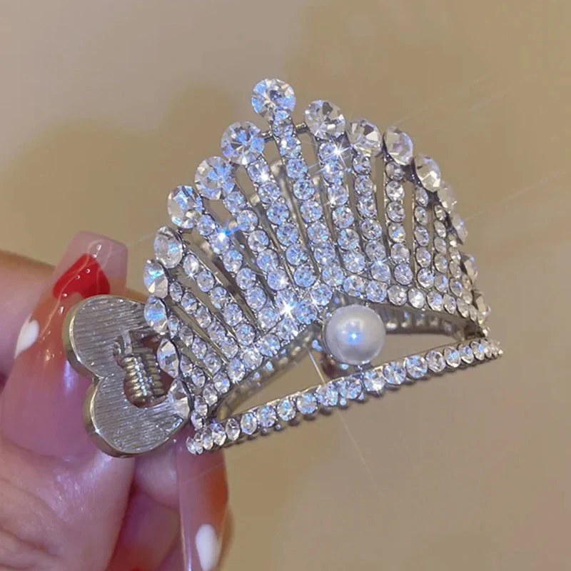 Elegant Crown Hairpin - Image 6