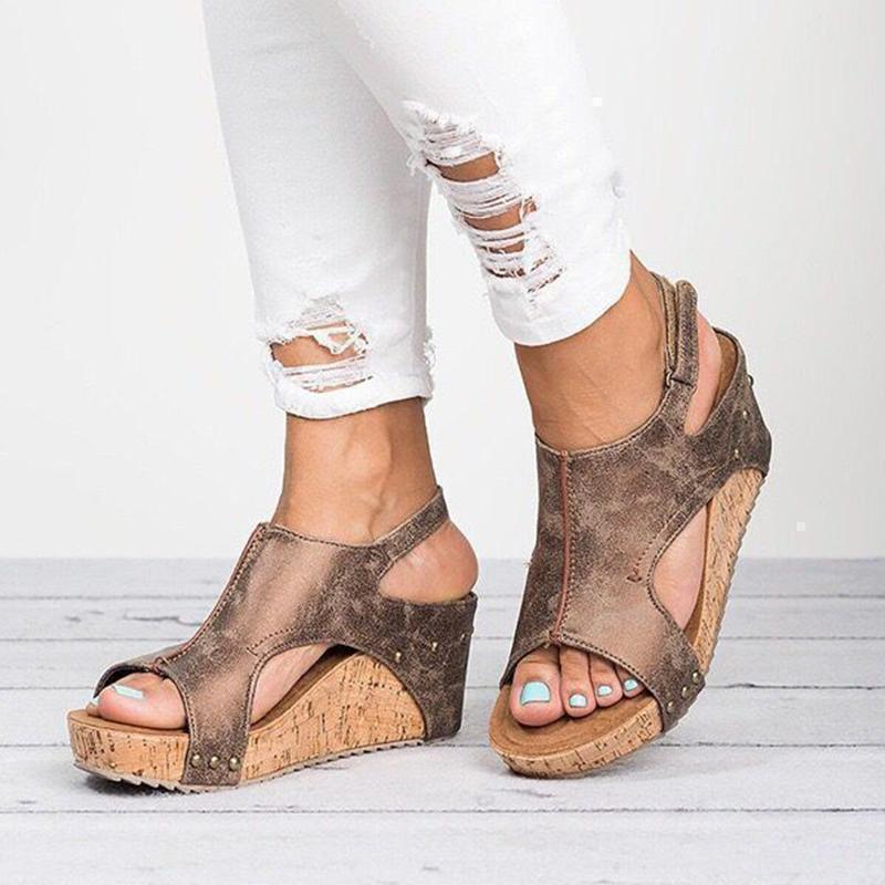 Fashionable Wedge Heels Sandals - Image 3
