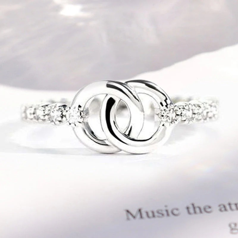 Forever Linked Interlocking Ring - Image 5