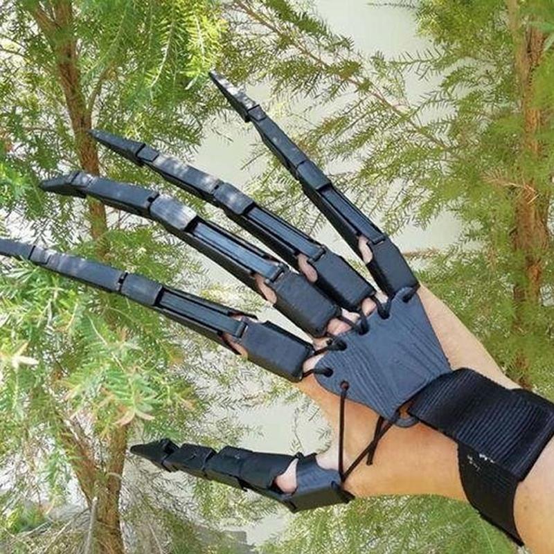 Halloween Props Articulated Fingers - Image 5