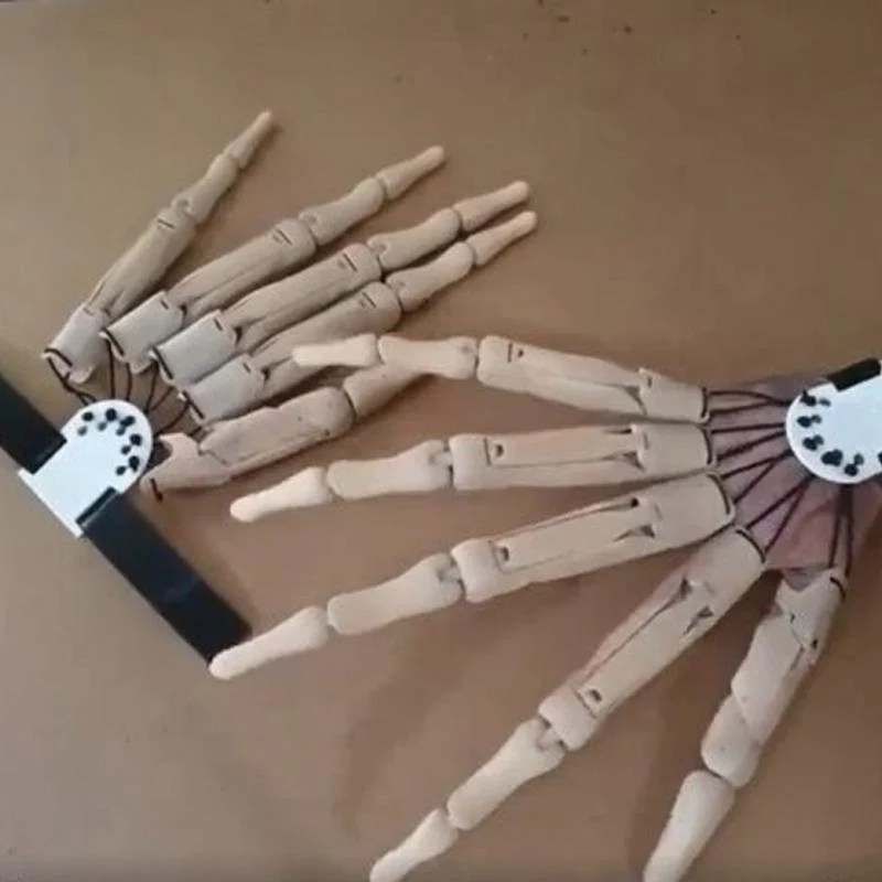 Halloween Props Articulated Fingers - Image 7