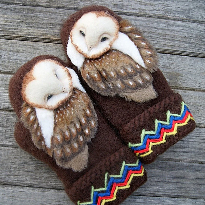Hand Knitted Nordic Mittens With Owls - Image 4