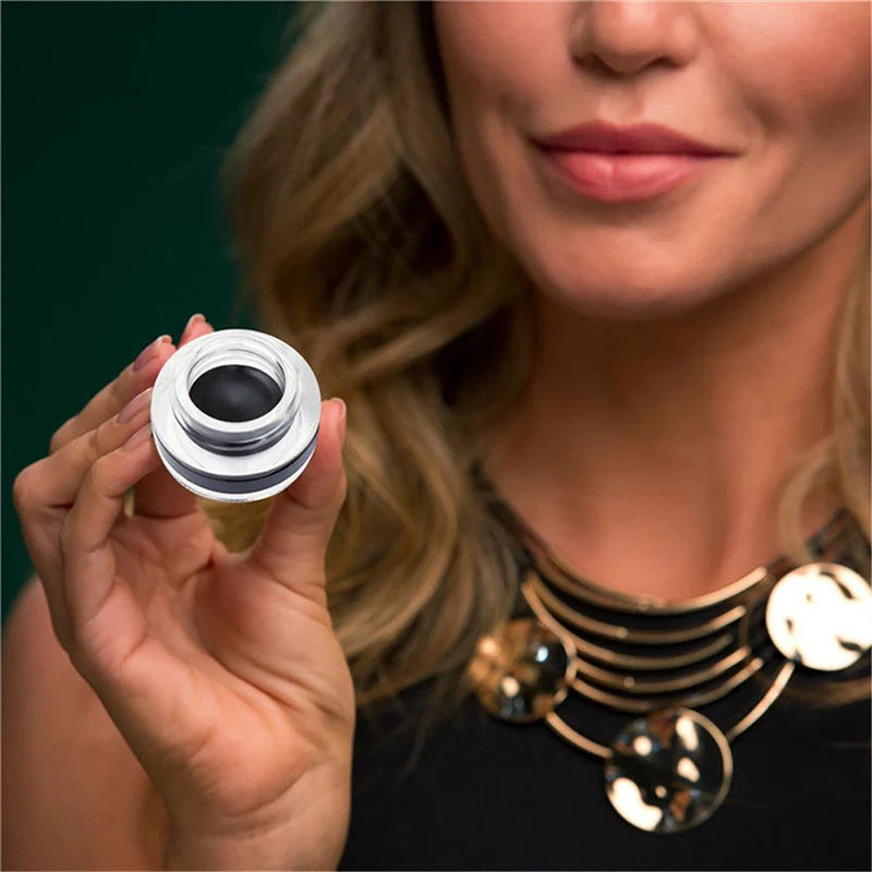 Hyper Easy No-Skip Eyeliner (With Brush) - Image 6