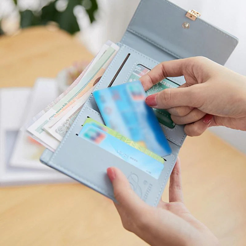 Leaf Tri-fold Short Wallet - Image 9