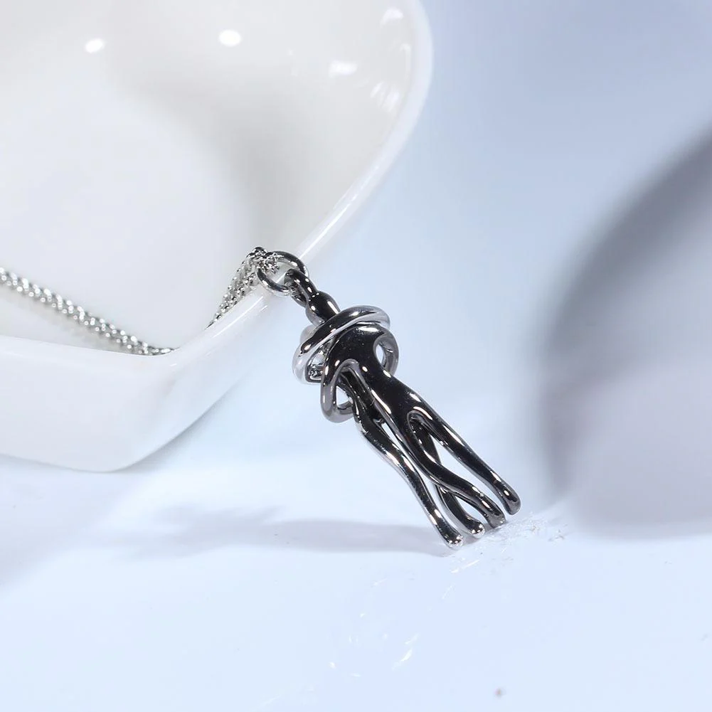Love Style Hug Necklace - Image 7