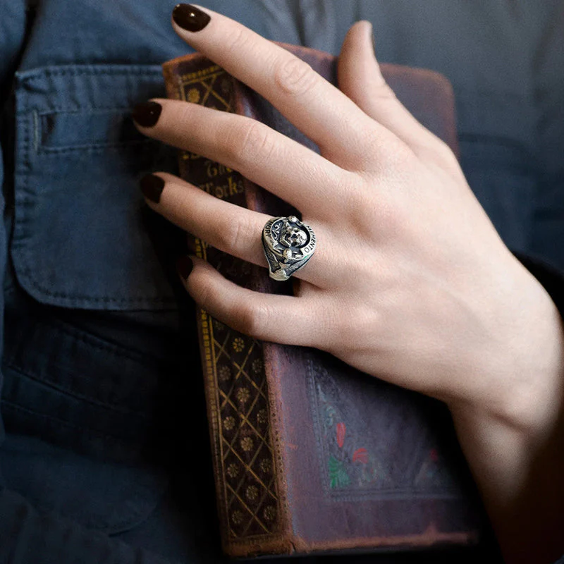 Memento Mori Skull Ring - Image 5