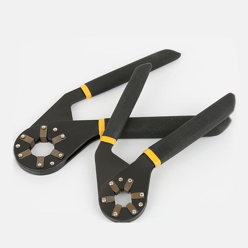 Multifunctional Logger Head Bionic Grip Wrench - Image 2