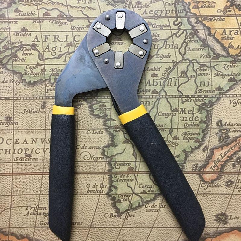 Multifunctional Logger Head Bionic Grip Wrench - Image 6