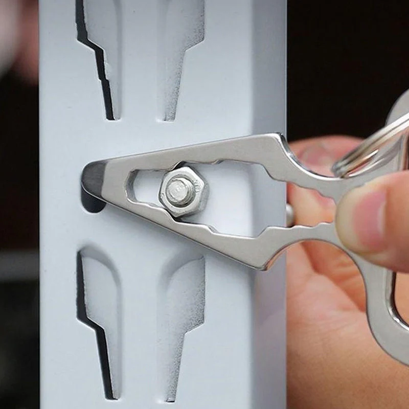 Outdoor Multifunctional Keychain - Image 4