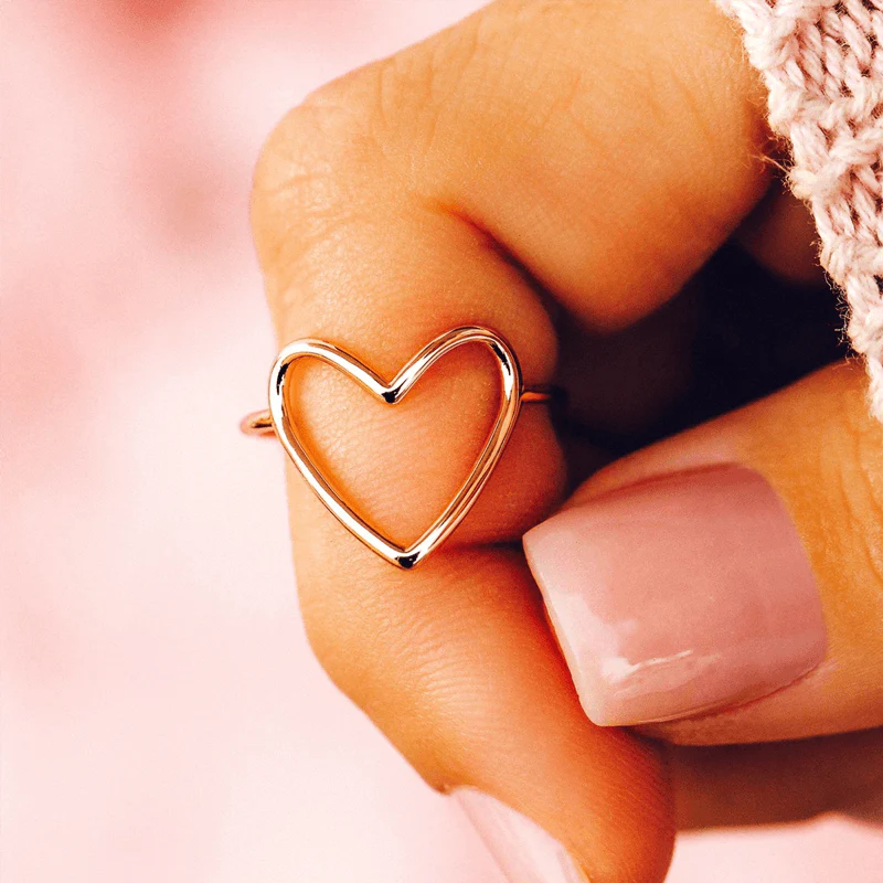 Oversized Heart Ring - Image 4