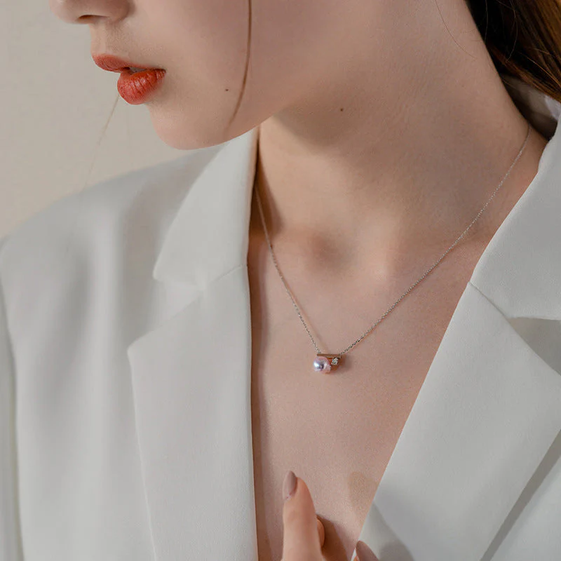 Pearl Pendant Necklace - Image 4