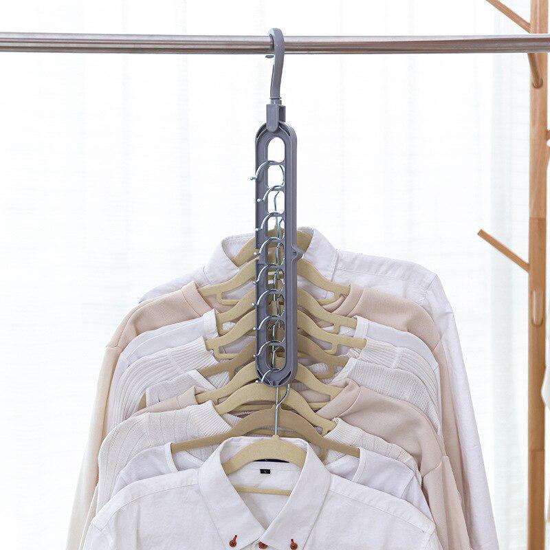 Rotate Anti-skid Folding Hanger - Image 7