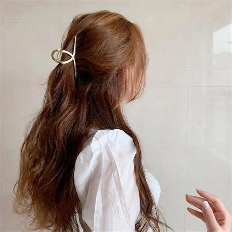 Simple Headdress Metal Hairpin - Image 2