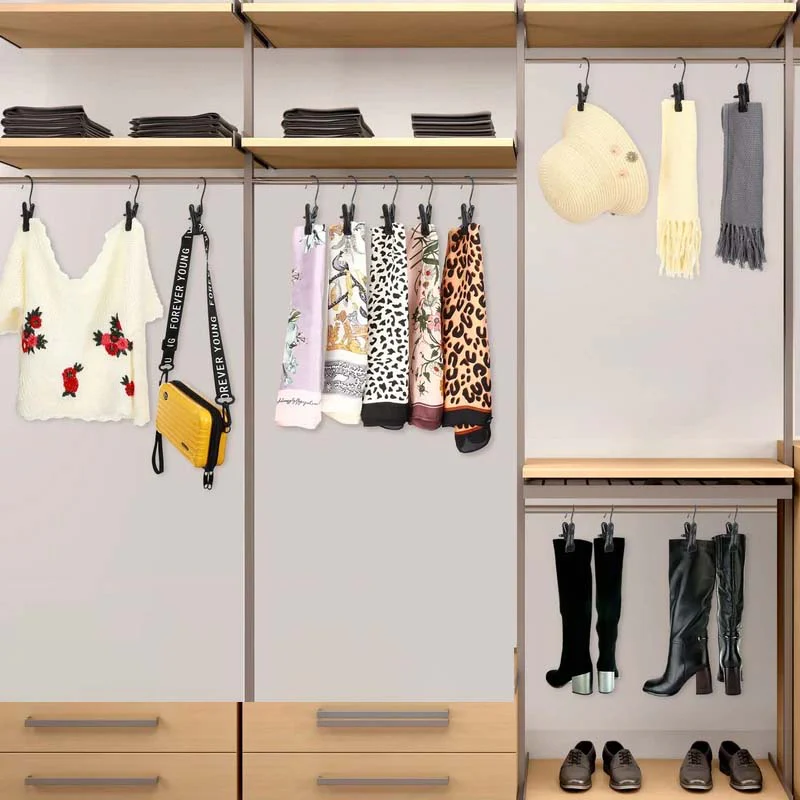 Space Saving Portable Travel Hangers Clips - Image 2