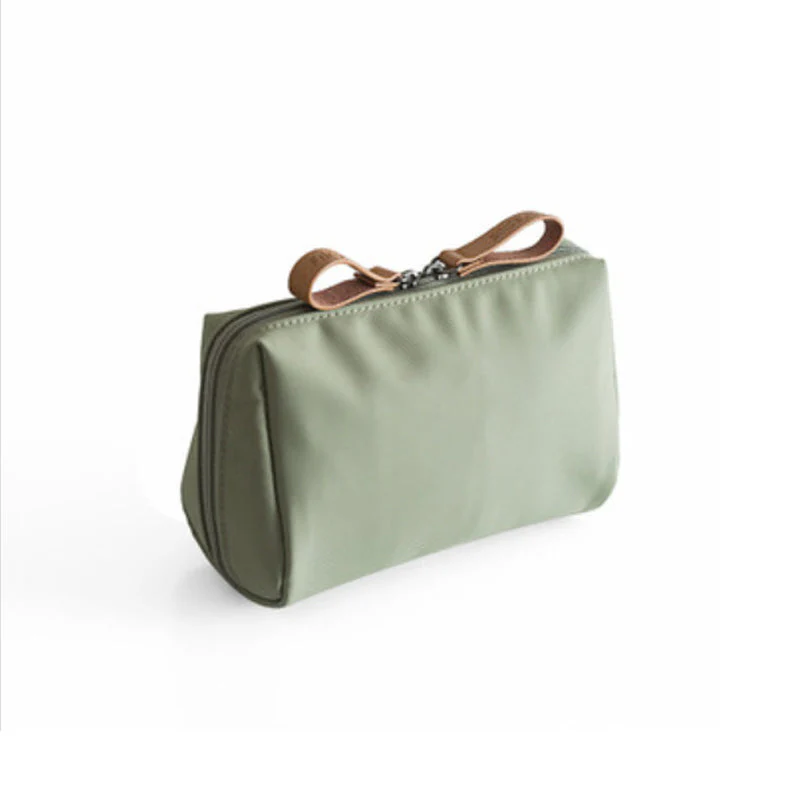 Travel Makeup Pouch for Women - Image 12