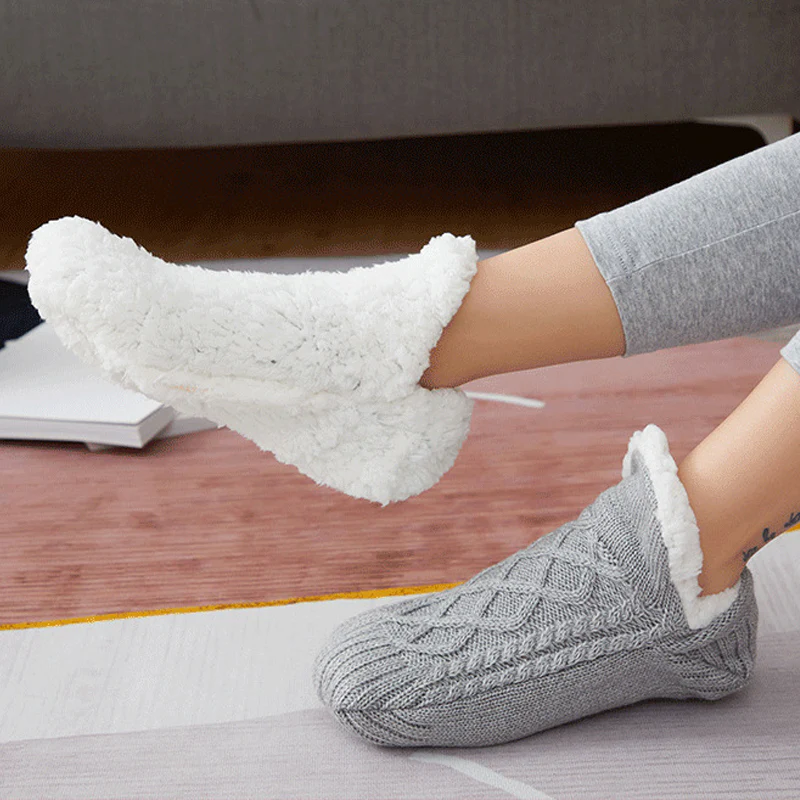 V-mouth Fluffy Slipper Socks - Image 2