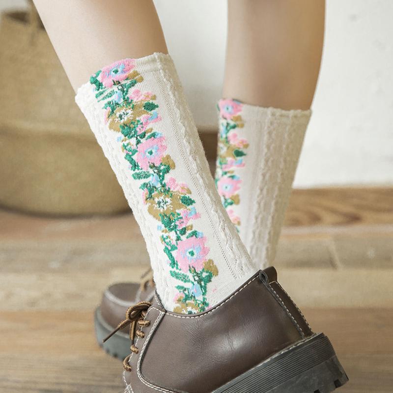 Vintage Embroidered Floral Socks (5 pairs) - Image 2