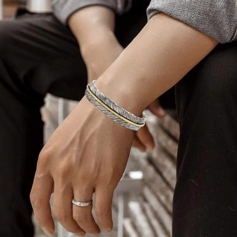 Vintage Feather Bracelet - Image 7