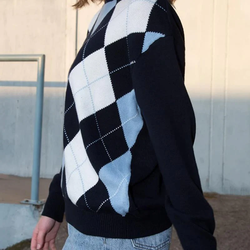 Winter diamond sweater - Image 2