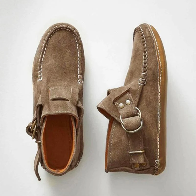 Women Stitch-Detail Sneaker - Image 6