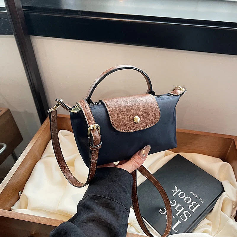 Women's Simple Flap Crossbody Bag - Image 2
