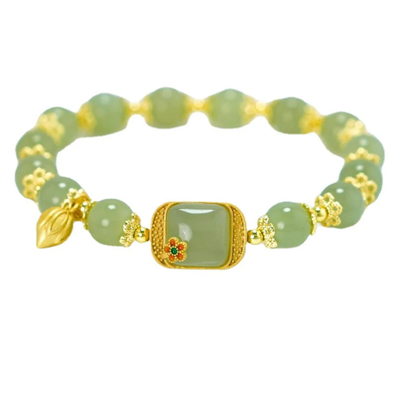 Women's Vintage Bracelet - Image 10