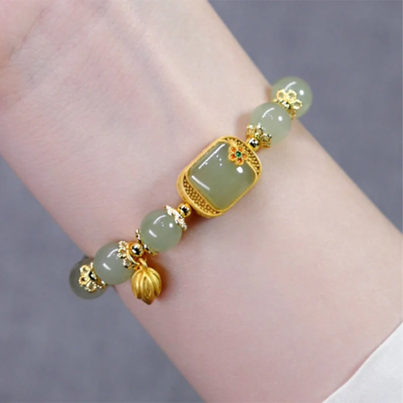 Women's Vintage Bracelet - Image 6