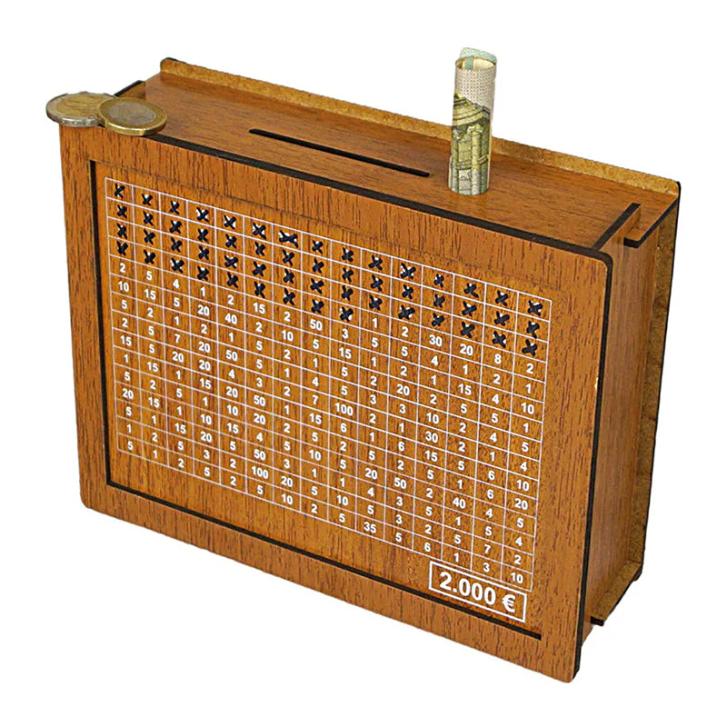 Wooden money box with engraved figures - Image 12
